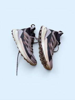 Adidas Terrex Free Hiker 2.0 Woman’s Trail Running Shoes in purple/Black size 9